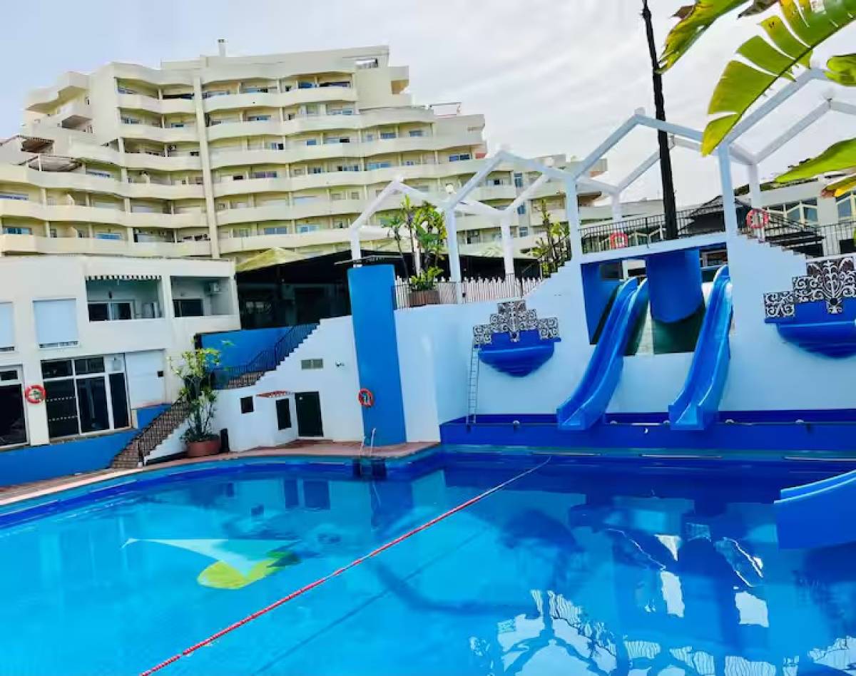 BENALBEACH Complex - Photo 10