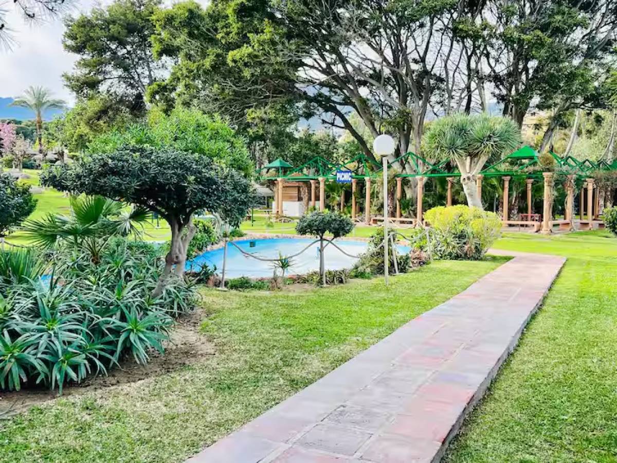 BENALBEACH Complex - Photo 11