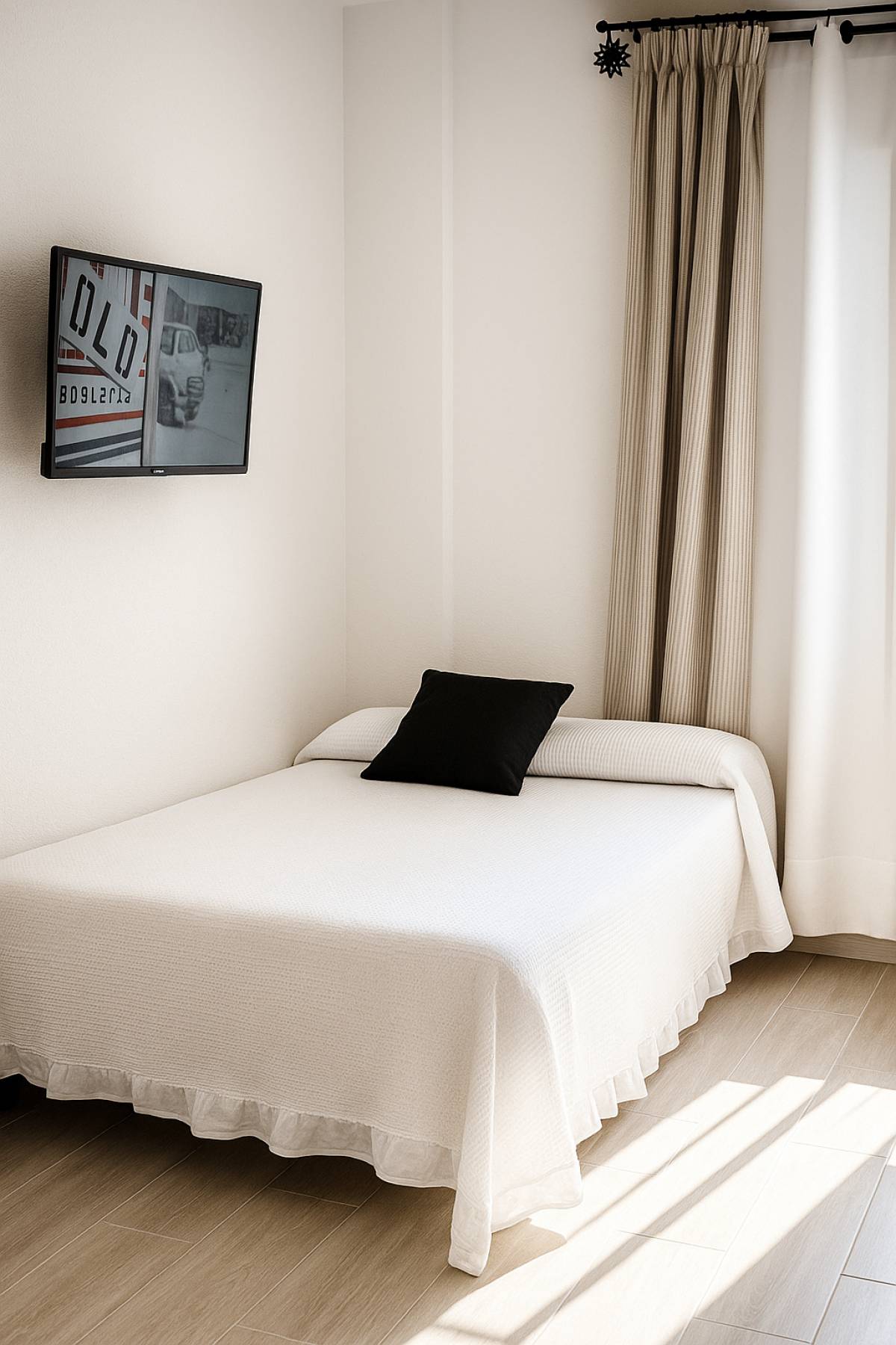 BENALBEACH Complex - Photo 8