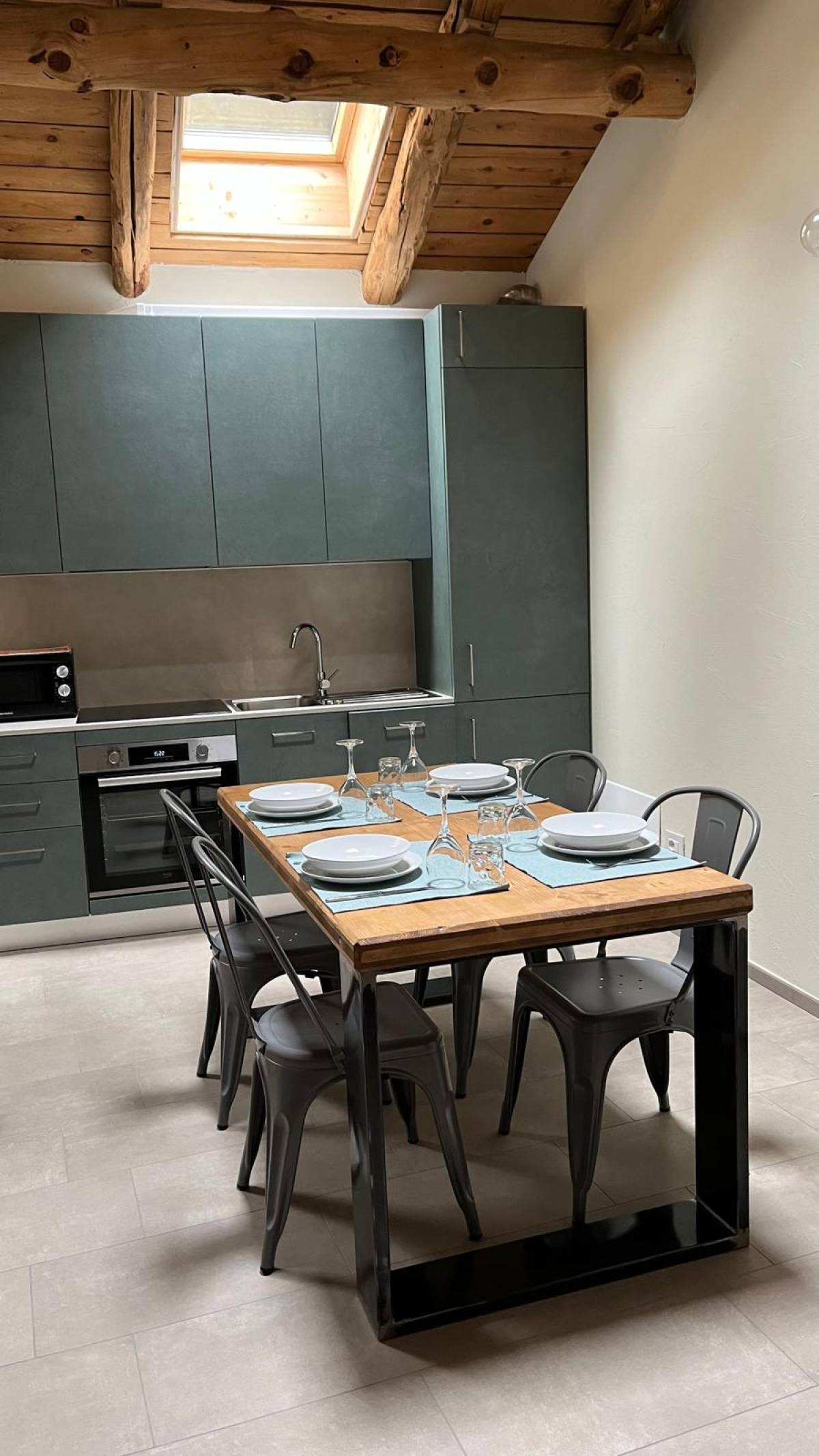 To.Speakers - Photo 2